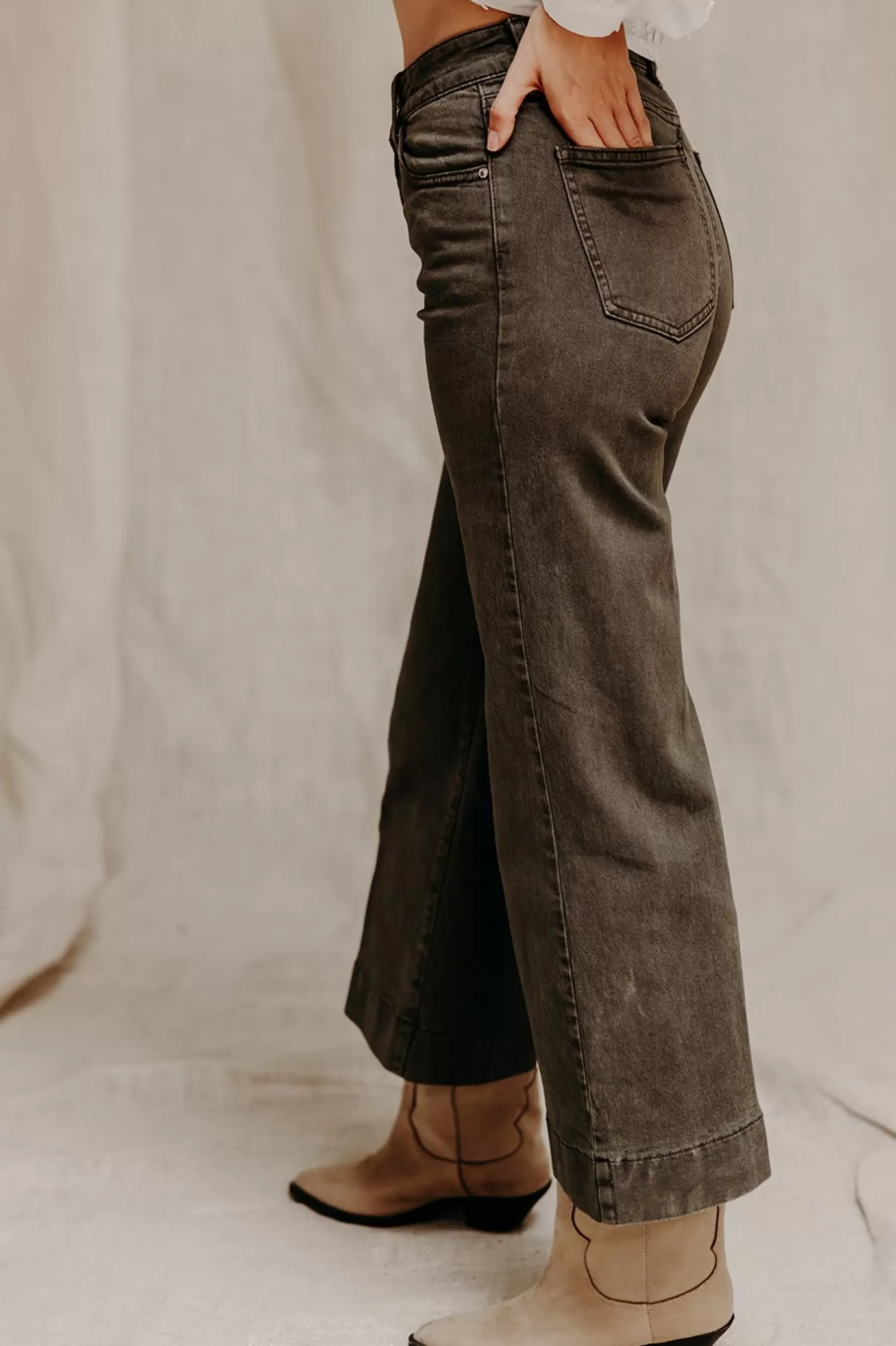 Outlet Jean PARIS Jean, Pantalon, Short, Combinaison