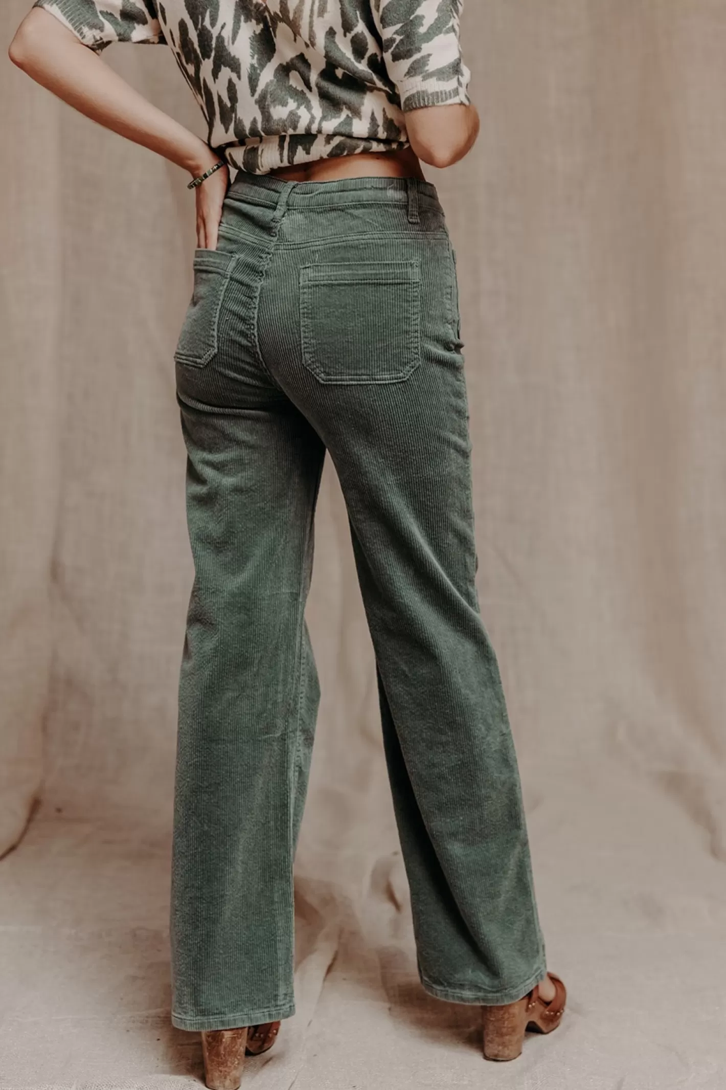 pantalon_line_3-1.webp Clearance Pantalon LINE Jean, Pantalon, Short, Combinaison