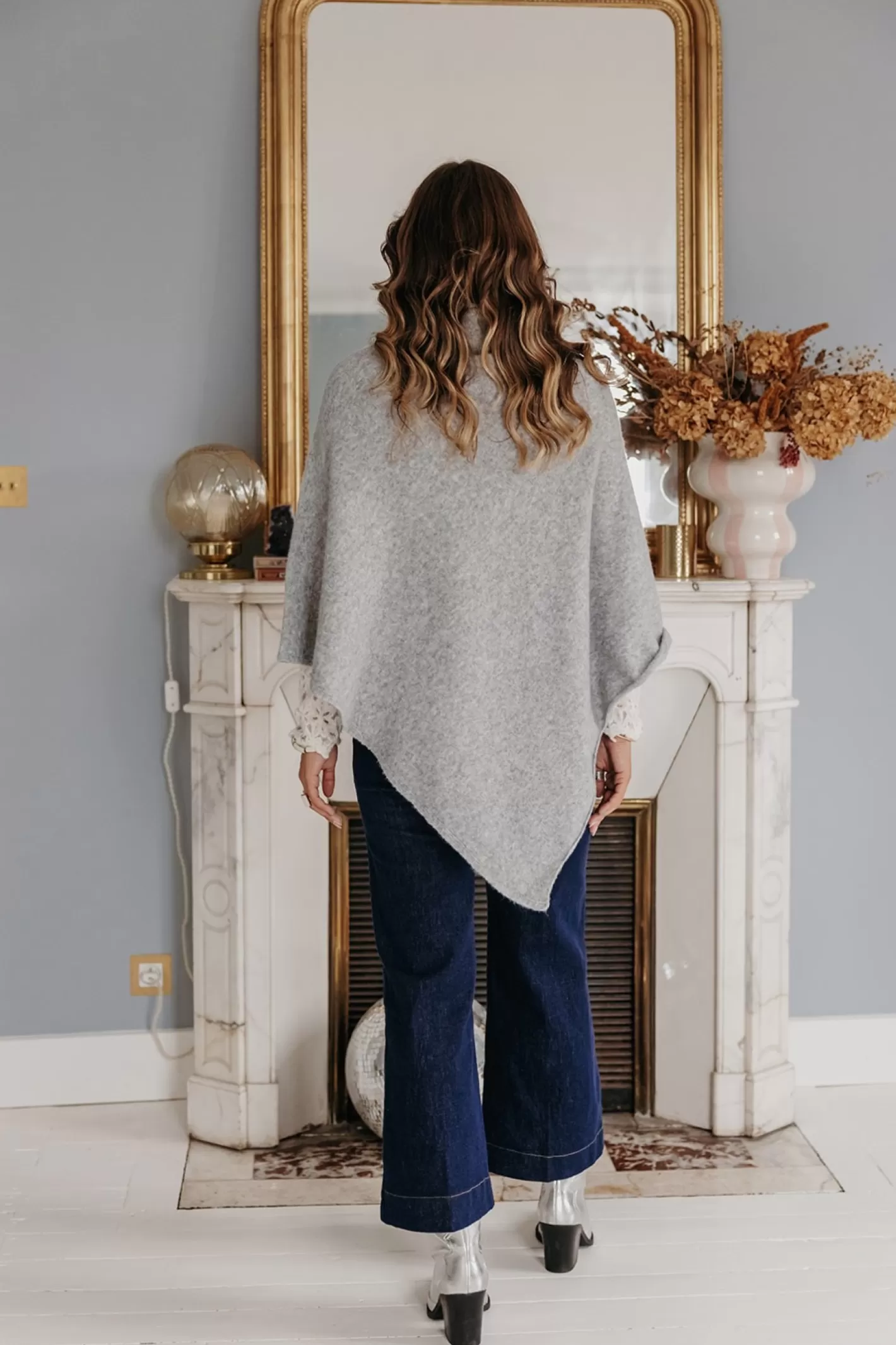 poncho_fortuna_3.webp Sale Poncho FORTUNA Pull, Gilet, Sweat
