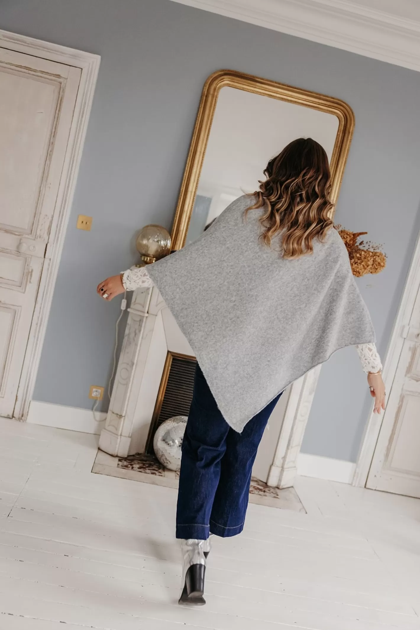 poncho_fortuna_5.webp Sale Poncho FORTUNA Pull, Gilet, Sweat